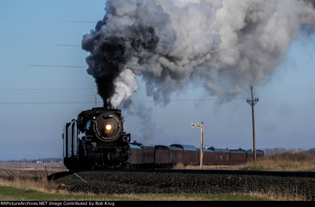 CPKC  2816 - The Empress southbound chase out of Minot, ND